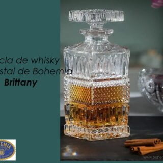 sticla whisky cristal de bohemia brittany.