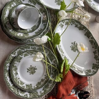 SET COMPLET MASA CAFEA LADY BEATRICE.