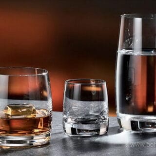 pavo pahare whisky apa aperitiv
